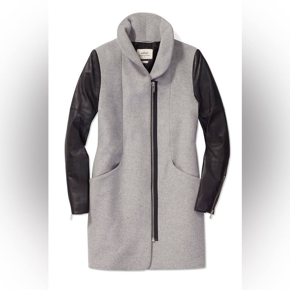 Aritzia Wilfred Cocoon Coat with real Leather Sleeves